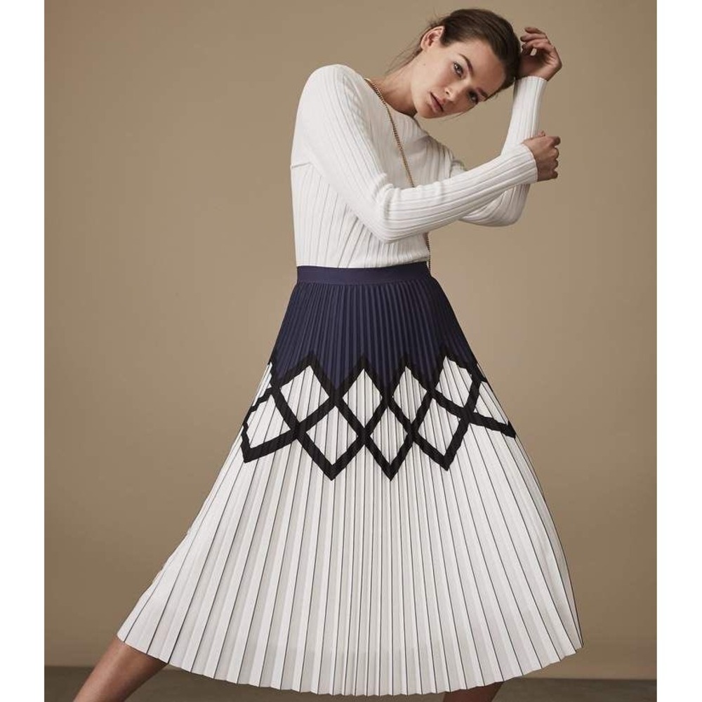 Reiss‎ Elsa Knife-Pleat Midi Skirt Navy White Geometric Diamond Print Colorblock